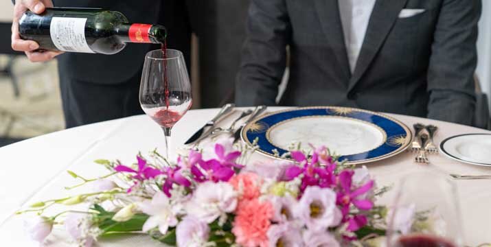 フルコースを楽しみながら学ぶ！新社会人のためのテーブルマナー