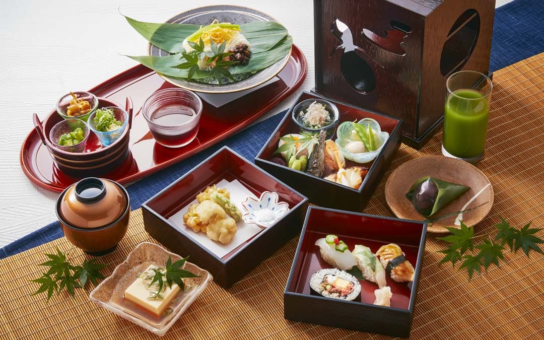 納涼三段弁当