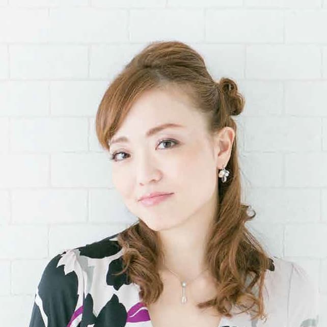 秦乃里子 Noriko Hata